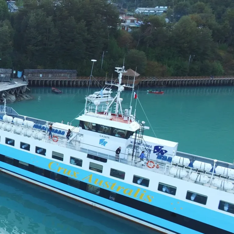 Puerto Yungay – Puerto Natales Ferry