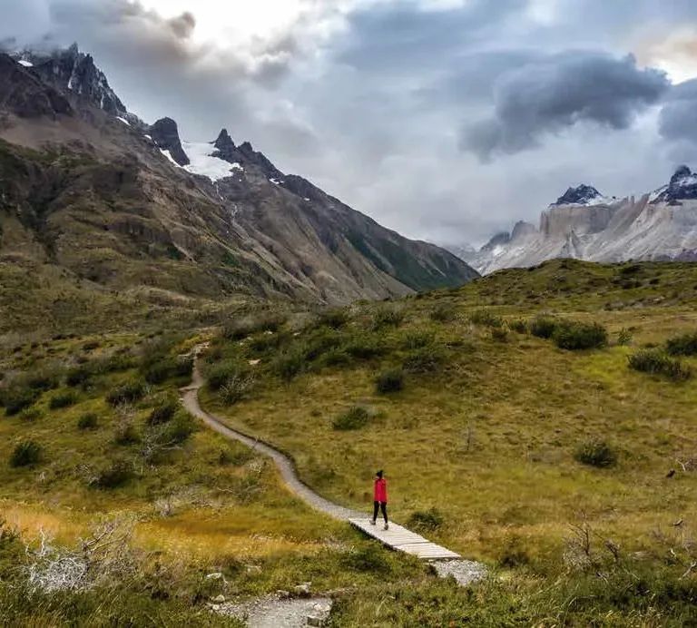 Trail between Sector Italiano and Sector Paine Grande