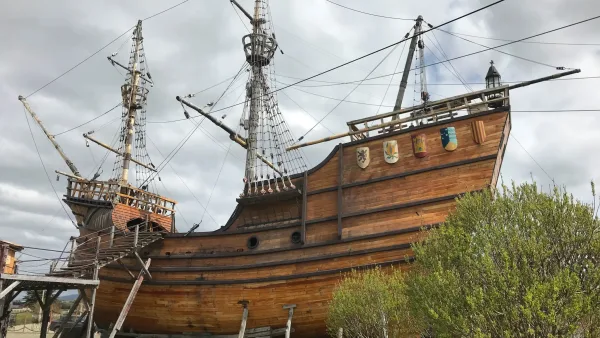 Edifícios históricos em estilo colonial no centro da cidade de Punta Arenas.